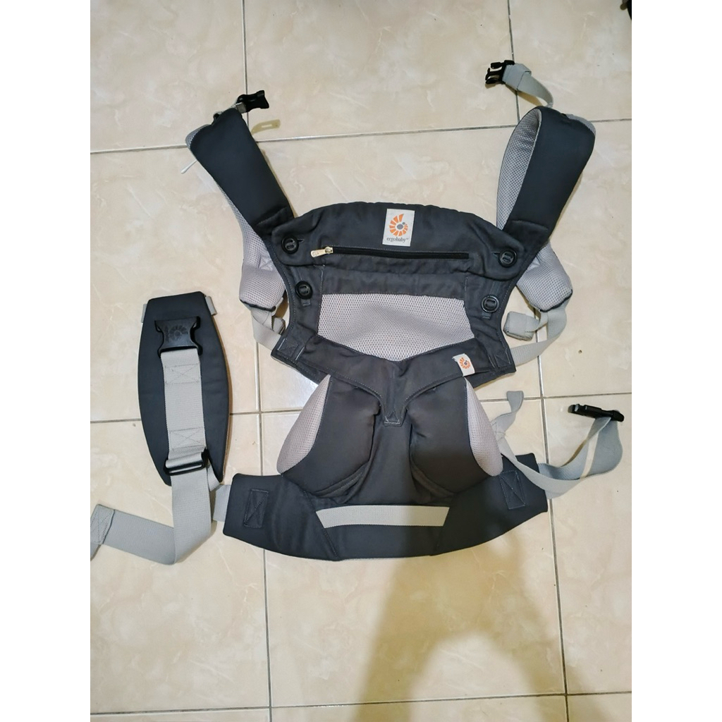 Ergobaby 360 & SSC Aprica PL
