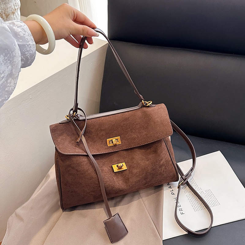 Elvora Flap Shoulder Bag Sling Bag Kulit Suede Vintage Dark Brown Medium Gold Hardware
