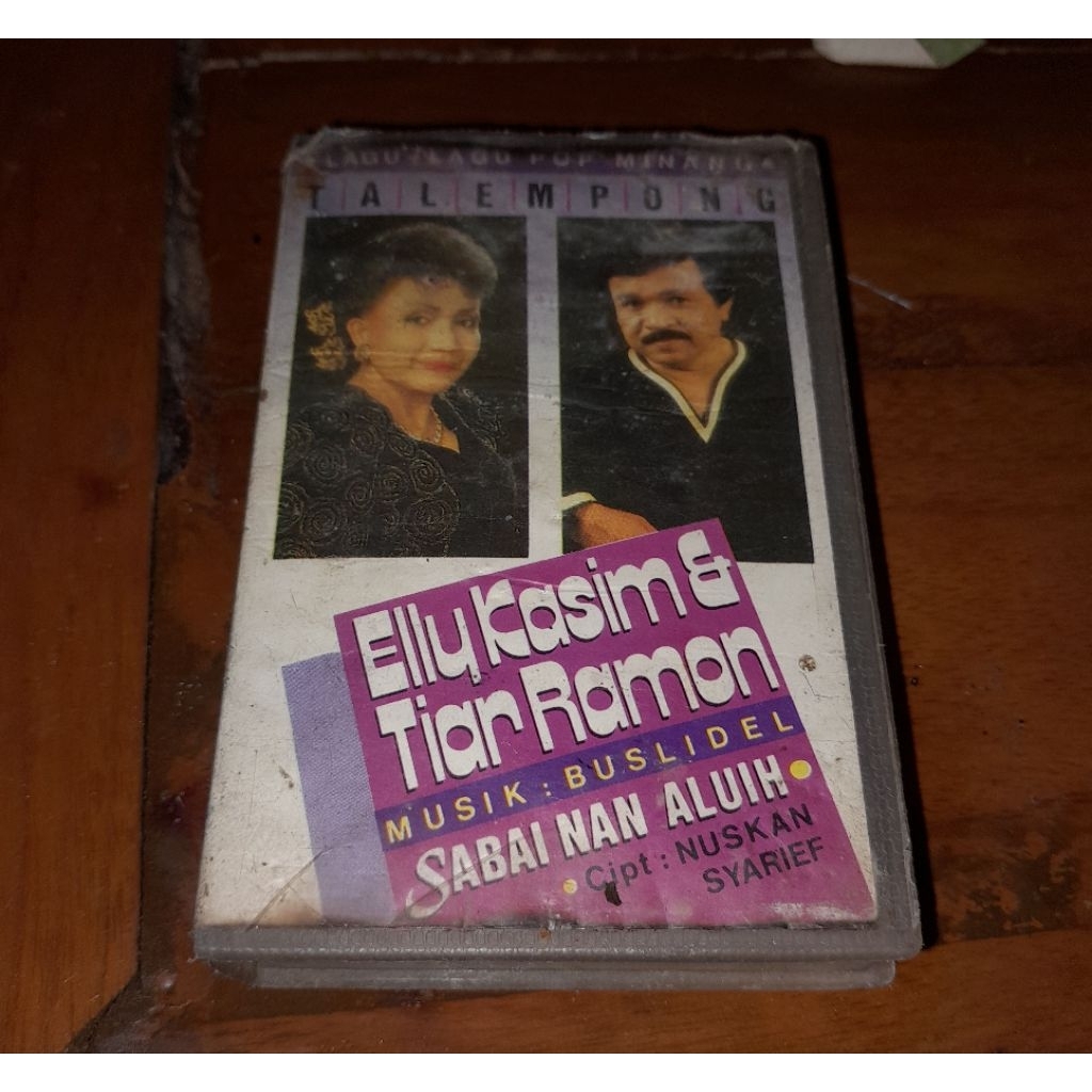 Kaset pita Elly Kasim Tiar Ramon