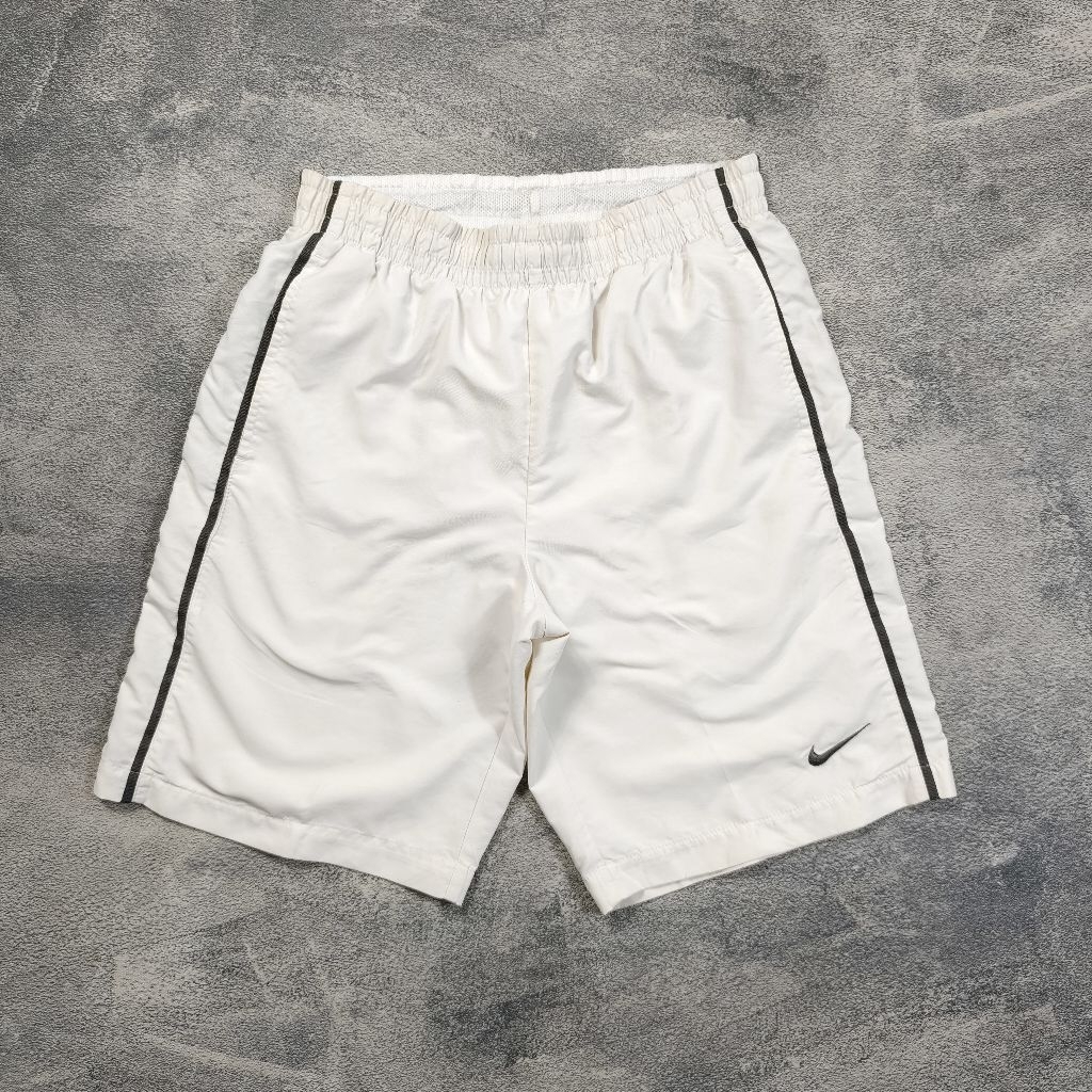 Celana Pendek Nike