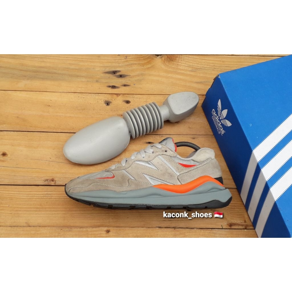 SEPATU SNEAKERS CASUAL NEW BALANCE 57/40 GREY ORIGINAL