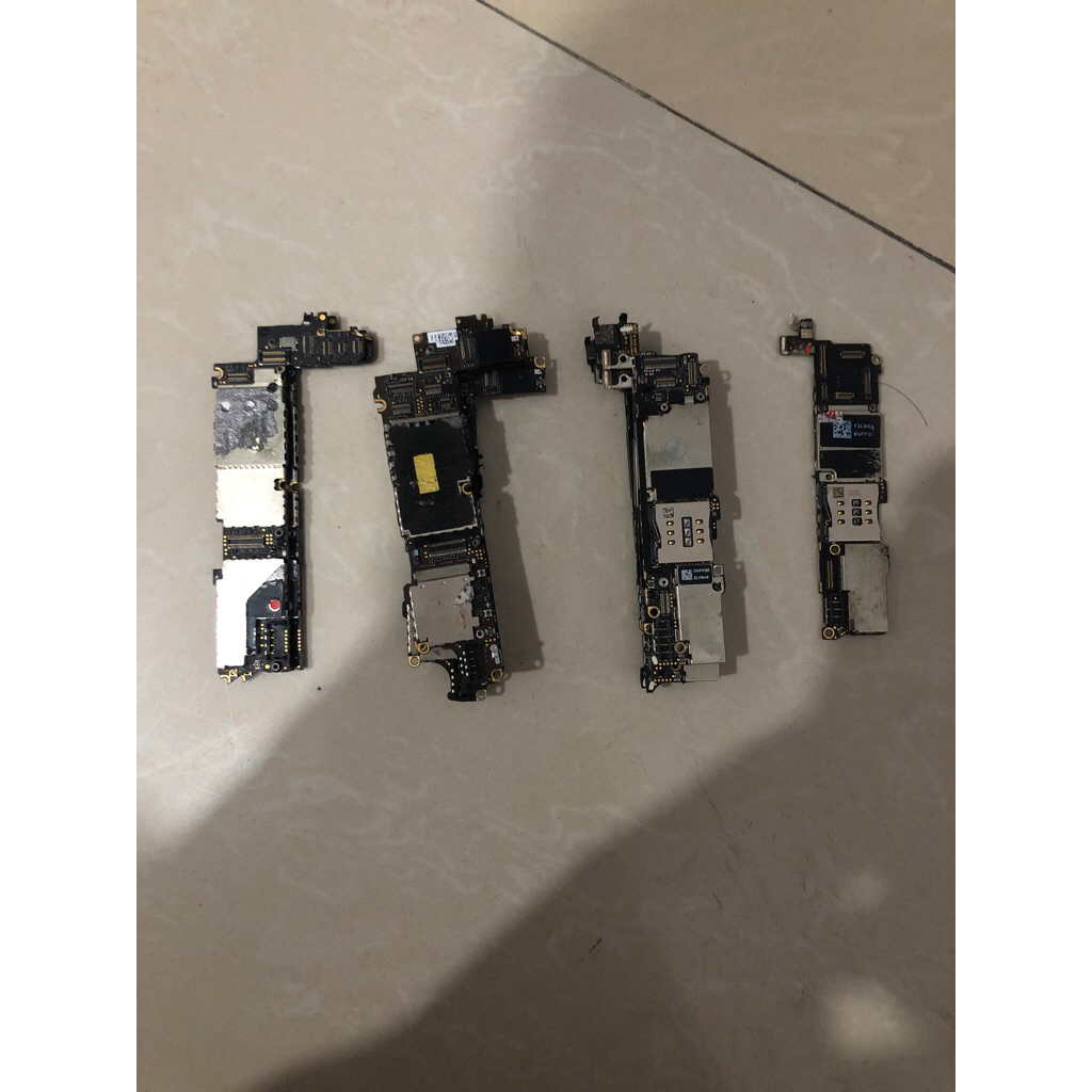 Mesin random Iphone 4/4s/5/5s