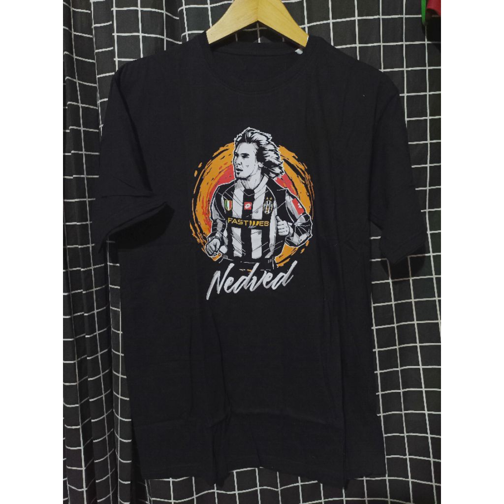 (OBRAL) Kaos Distro PAVEL NEDVED BIANCONERI Marun Lengan Pendek - Bahan Adem, Sablon DTF premium Jah