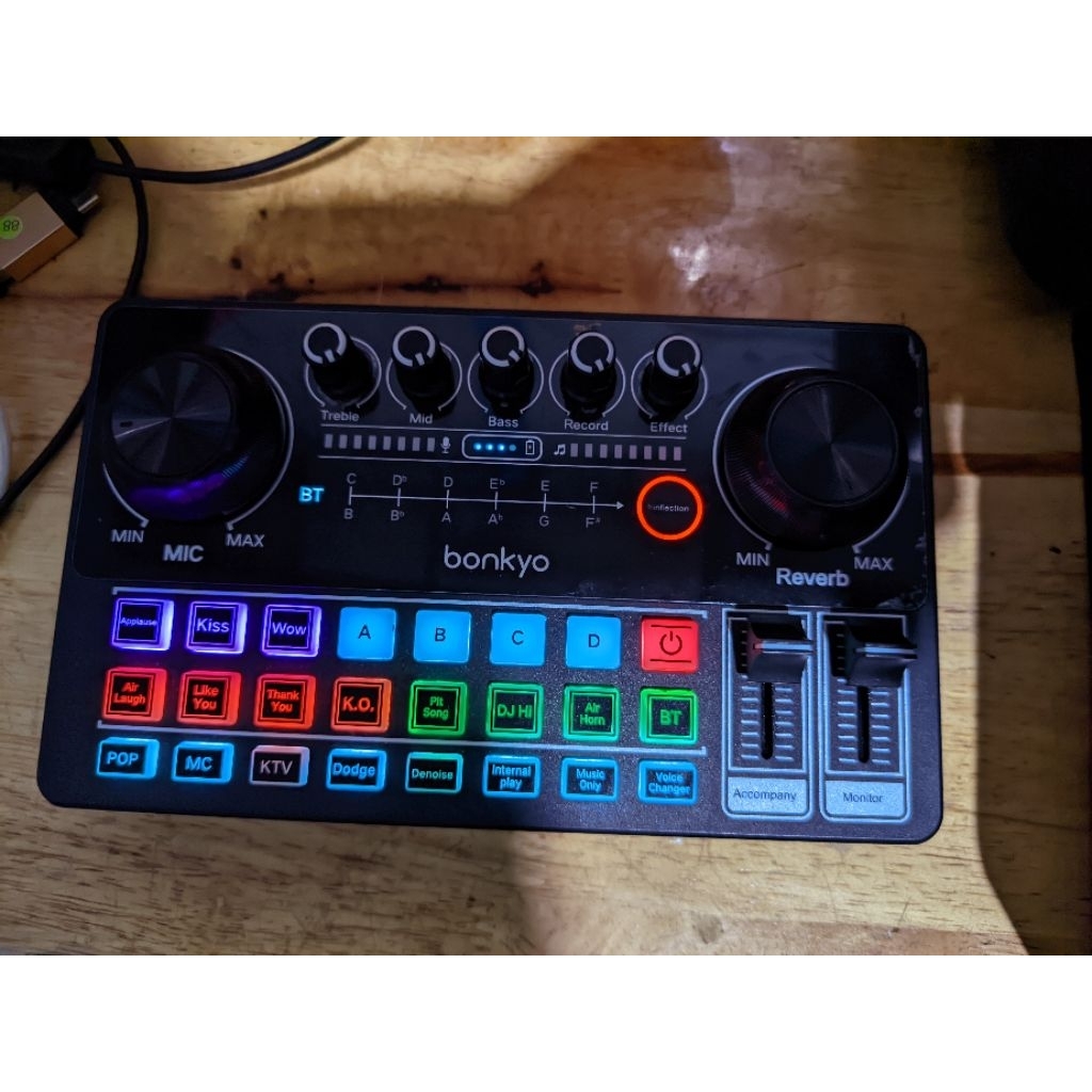 Bonkyo F999 NEO Live sound card