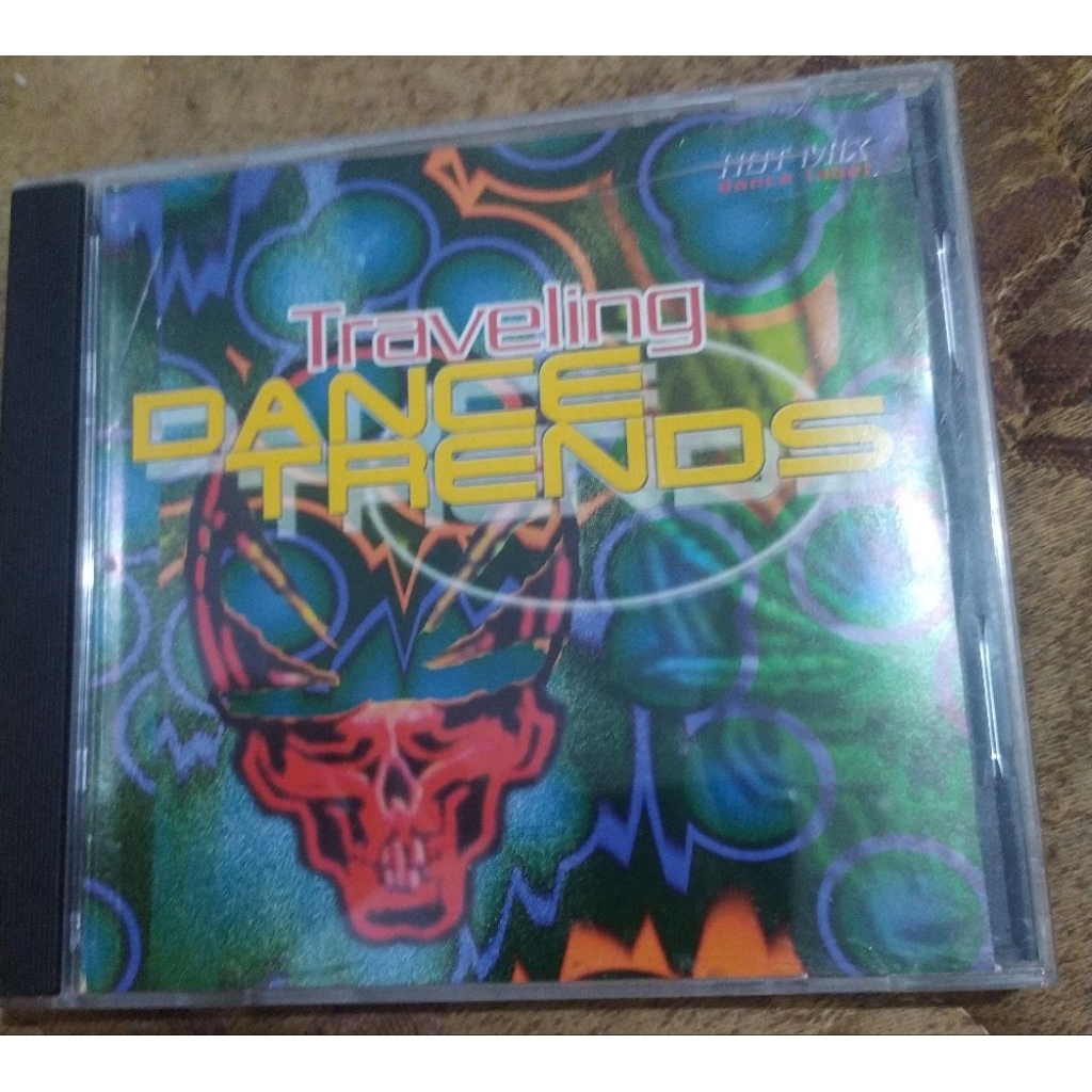 CD Audio Traveling Dance Trends (Hot Mix Dance Label - PT.Jalanda Swara Sejahtera)