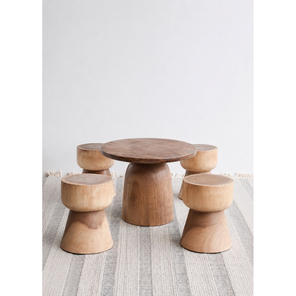 Set Meja Cafe + 4 Stool kayu trembesi Sudah Finishing