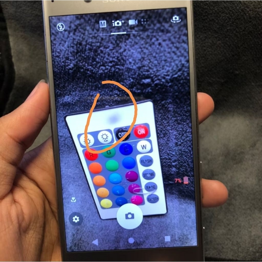 Sony experia Xz 3/32 minus camera Ada noda sperti difto