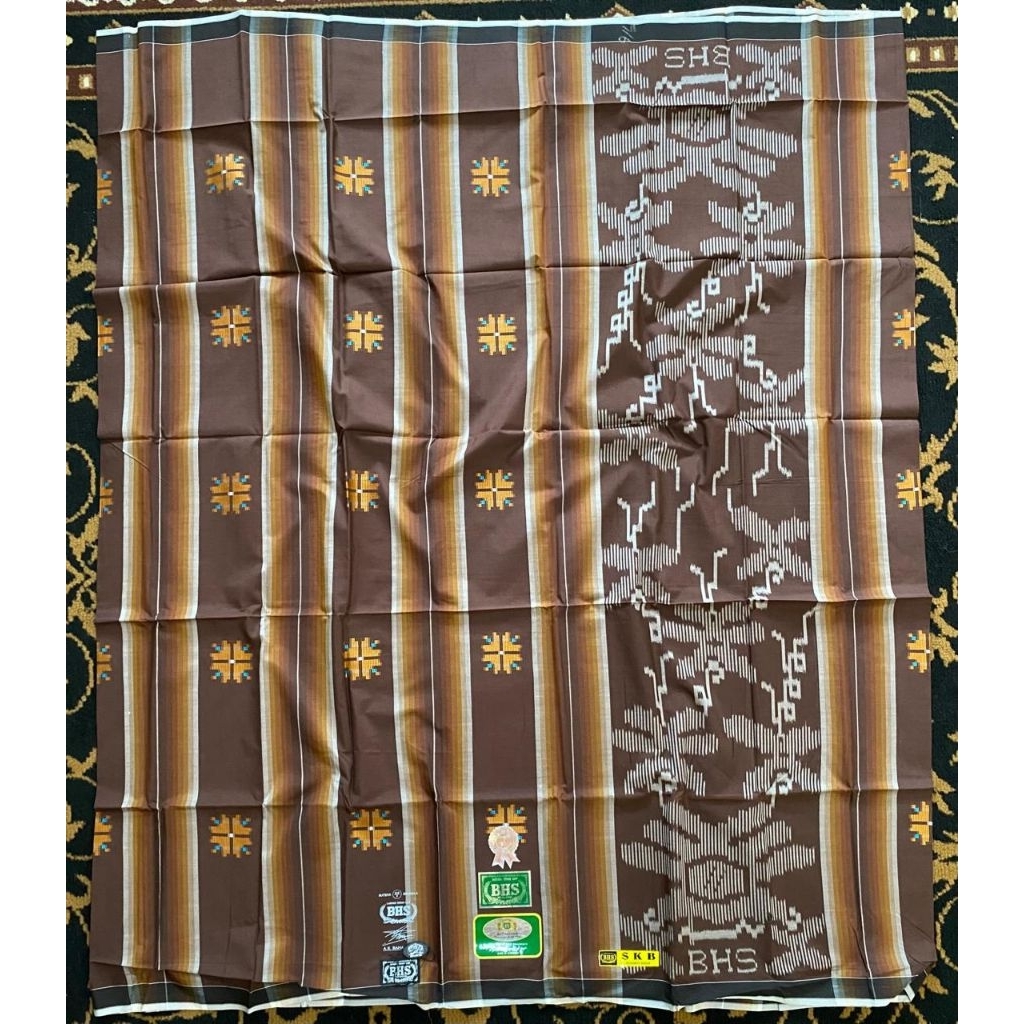 SARUNG BHS SKB SILVER SUTERA SPUNSILK 210