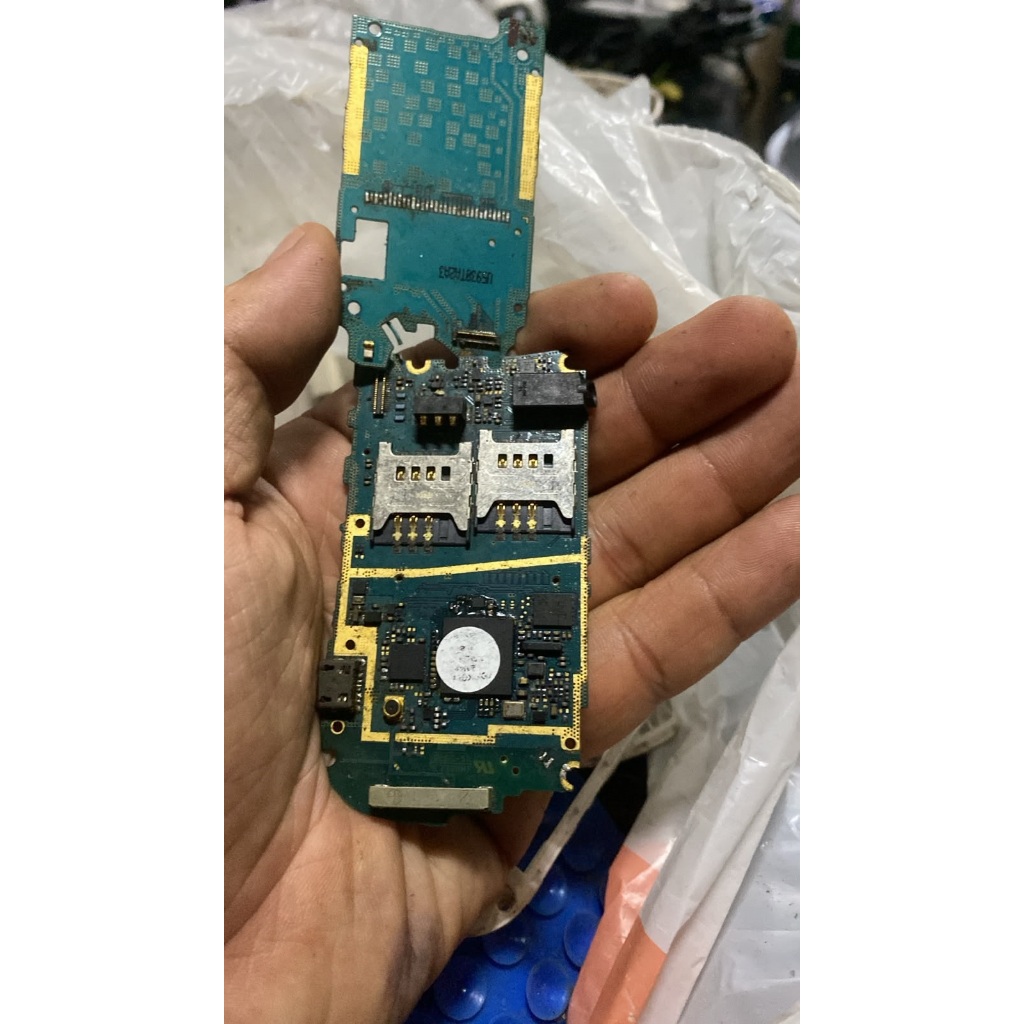 Mesin Samsung GT-E1272