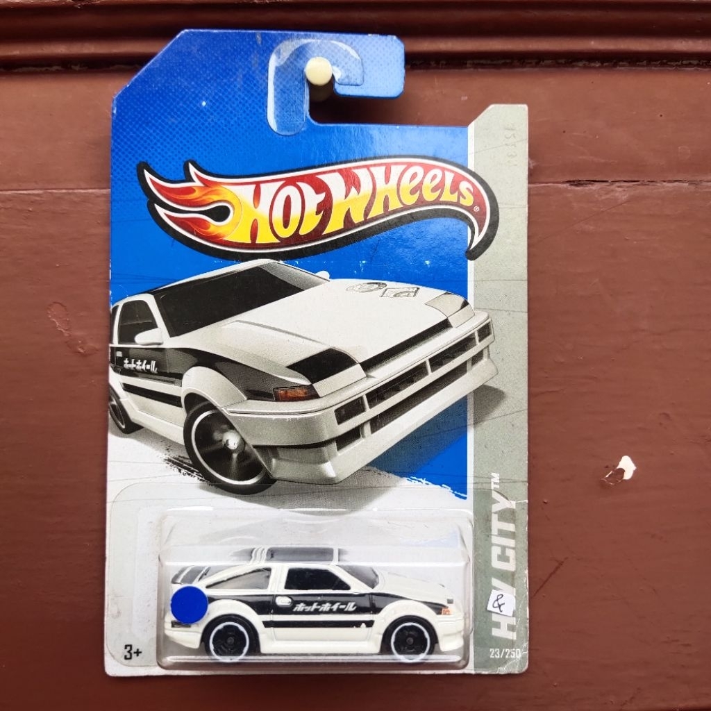 hotwheels toyota ae-86 corolla putih white hw city