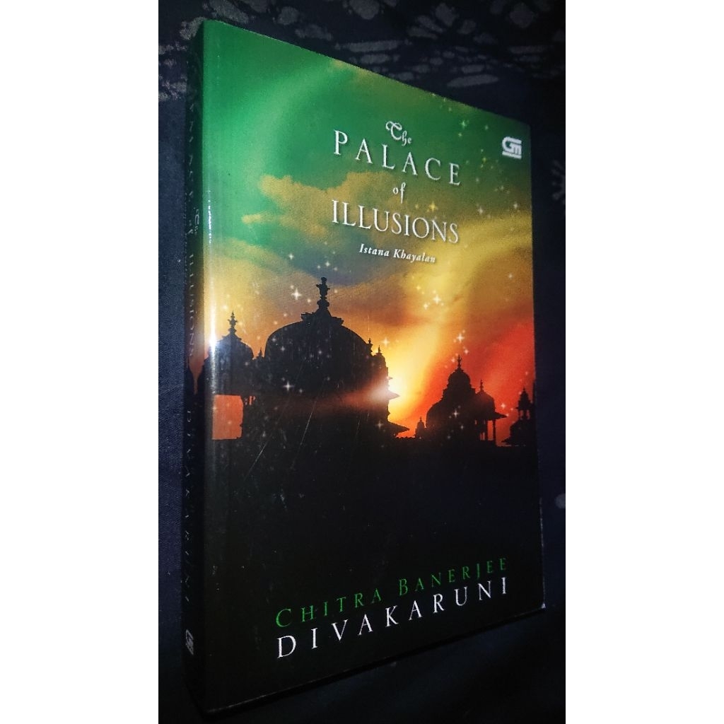(pesanan) Chitra Banerjee Divakaruni - The Palace of Illusions