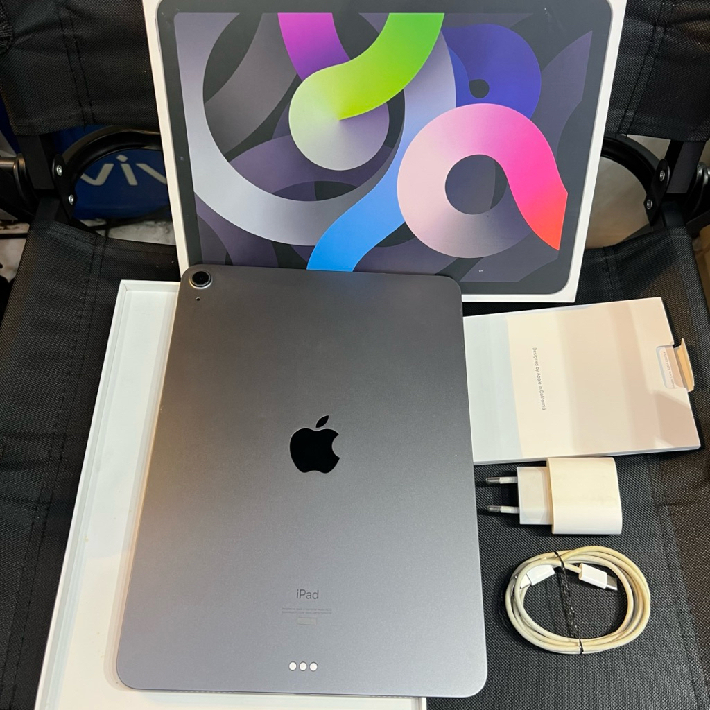 ipad air 4 64gb wifi resmi ibox fullset original kondisi terawat fungsional normal no minus