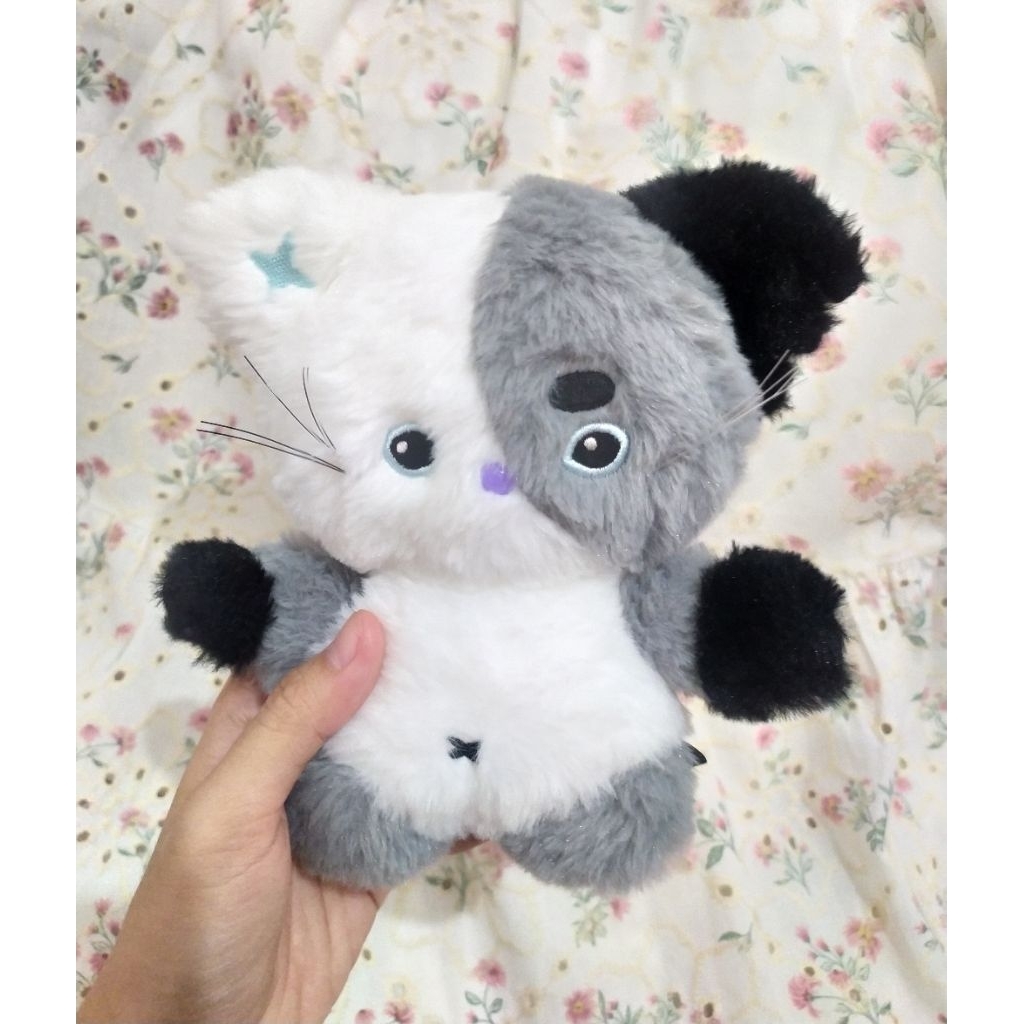 xmon plush original xdinary heroes nyangduu