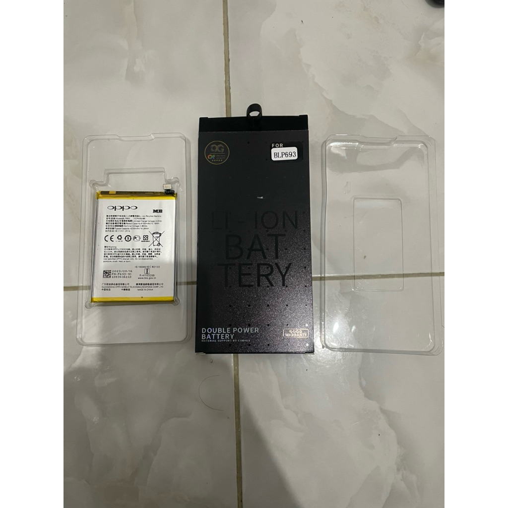 Batre Realme 3/3 pro BLP693 copotan second masih bagus murah aja