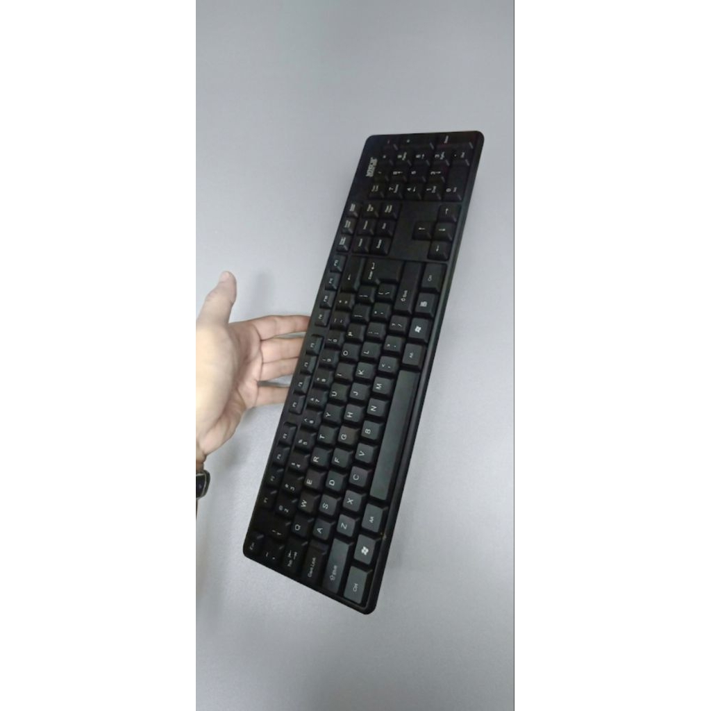 Keyboard MTech bekas