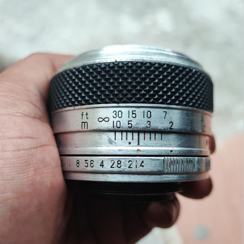 Lensa Fujinon EBC 50mm F/1.4 croom poles mount M42