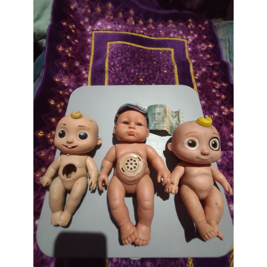 boneka bayi doll