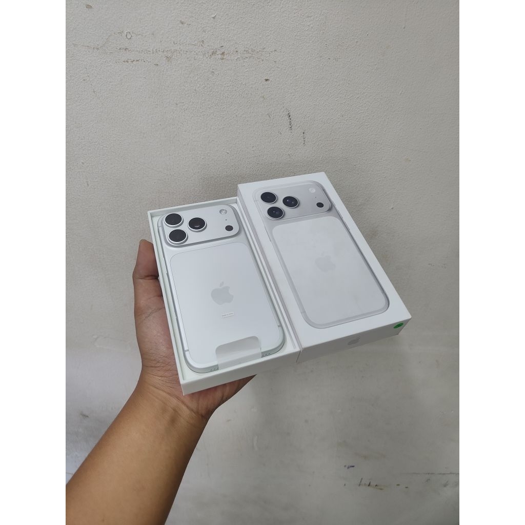 IPHONE 17 PRO 256 IBOX BARU OPEN BOX AJA GARANSI ON PANJANG