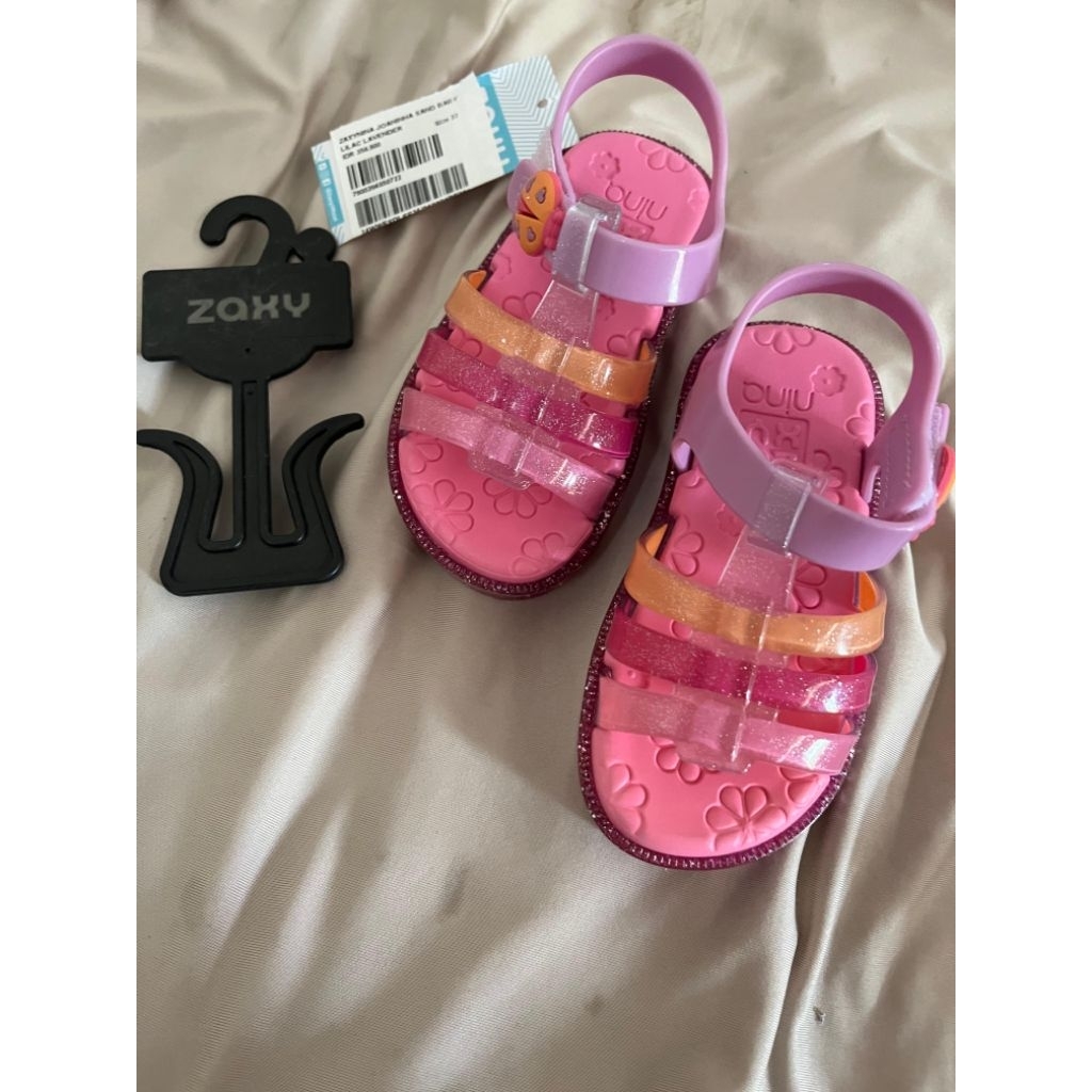 zaxy Nina new