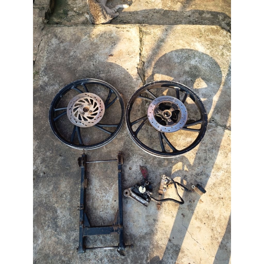 Velg Ring 17 Suzuki Axelo Double Disk Original Copotan