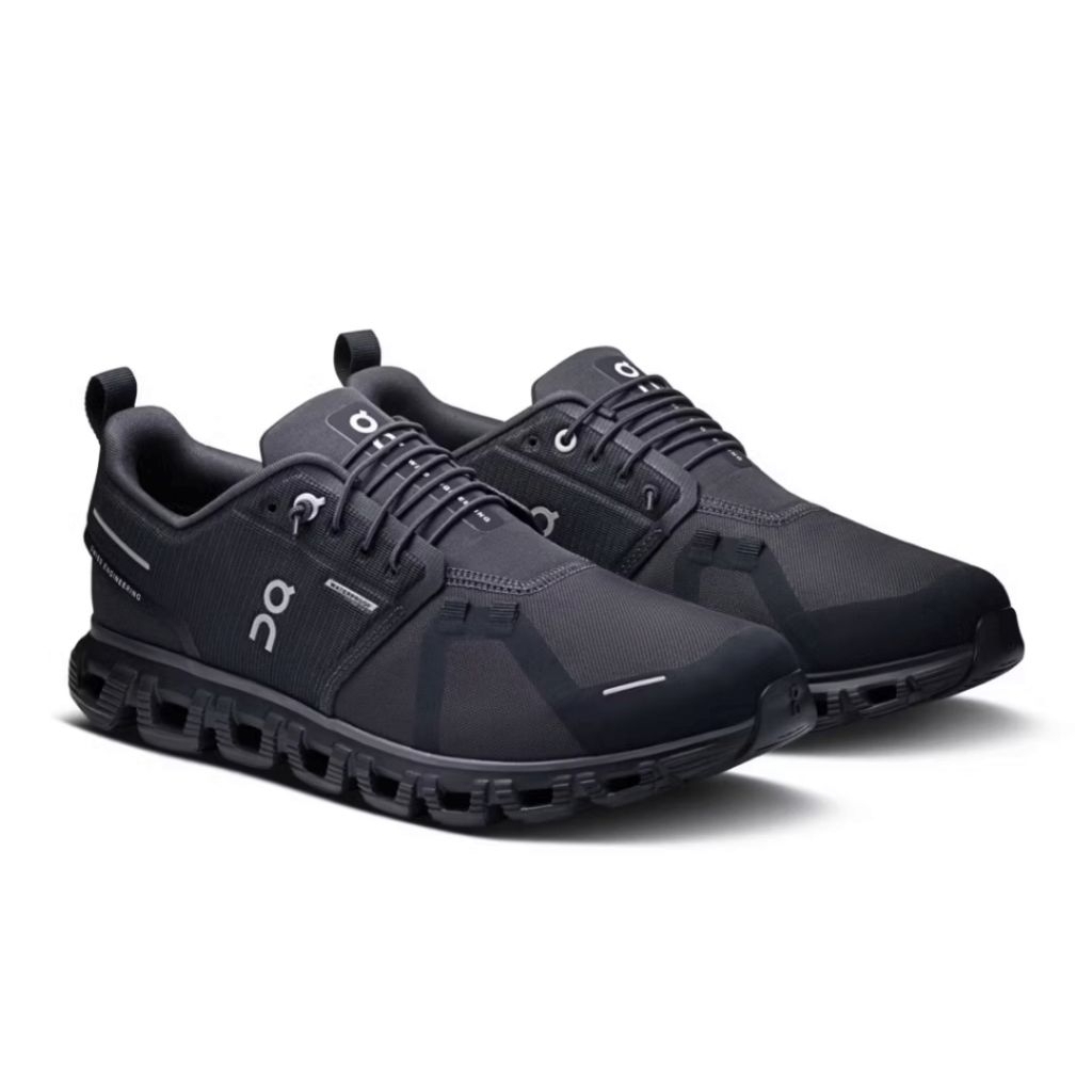 Sepatu Running On Cloud 6 Waterproof Black