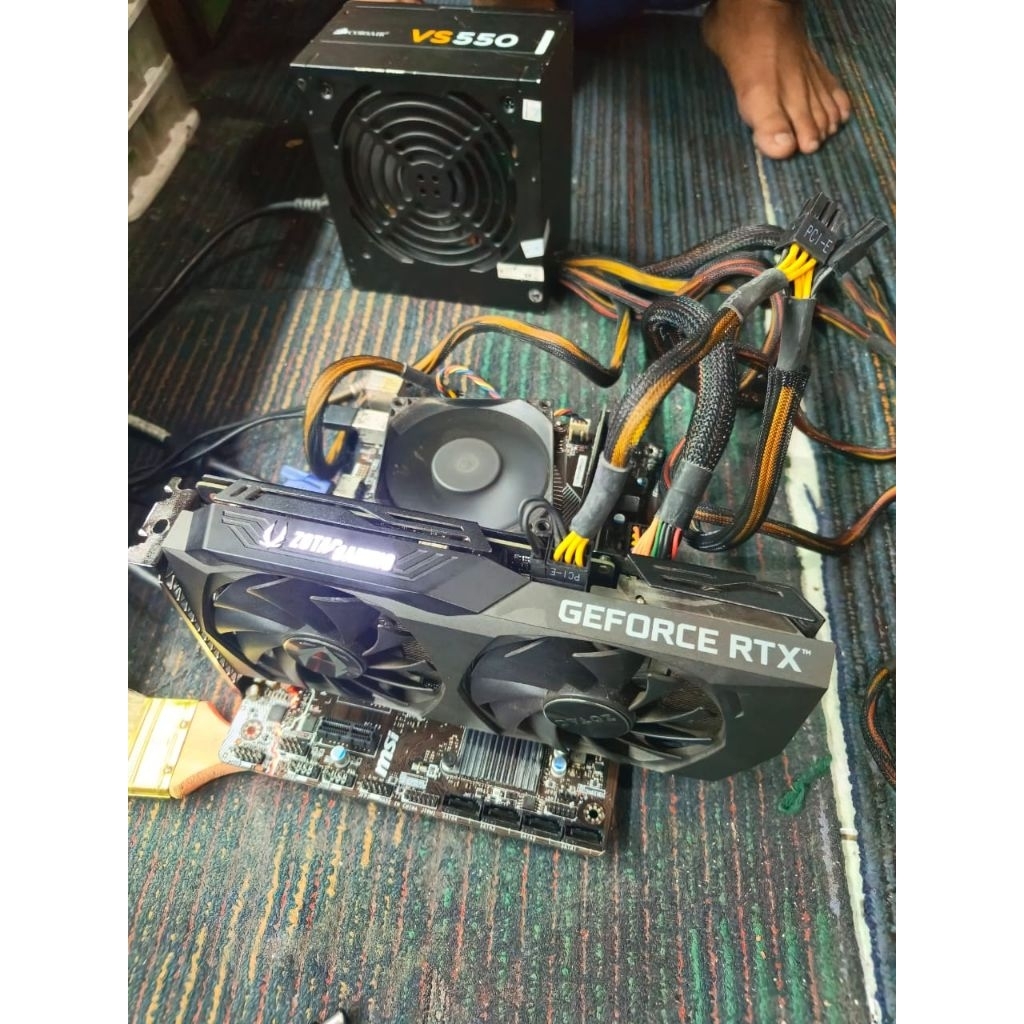 VGA RTX MINUS RUSAK NO KOMPLEN NO RETUR