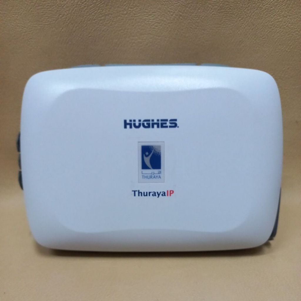 Hughes Thuraya IP 9103 Modem Wi-Fi Broadband Satelit untuk Konektivitas Internet