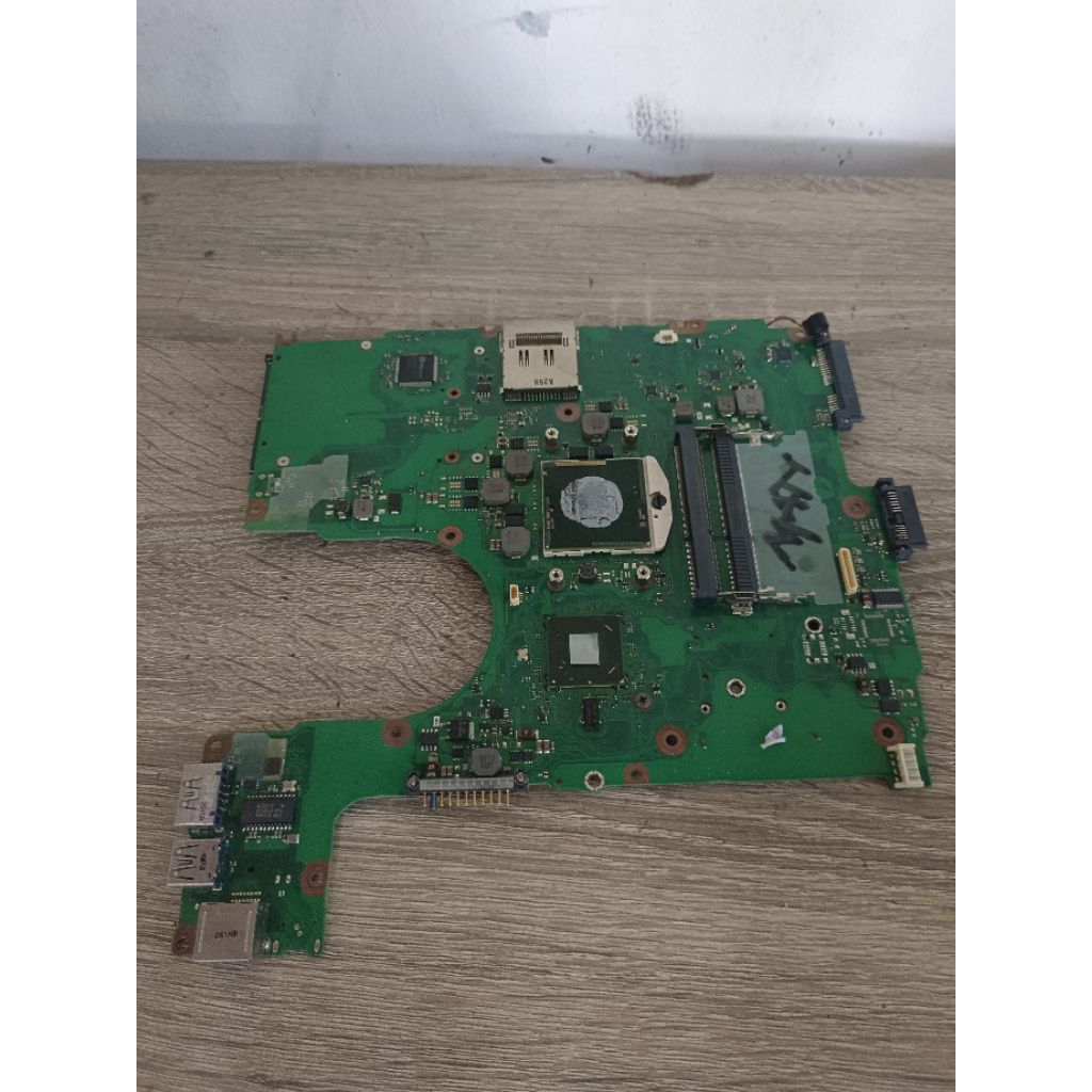 Motherboard Mainboard mobo laptop Toshiba dynabook satellite B552 / G B552/F