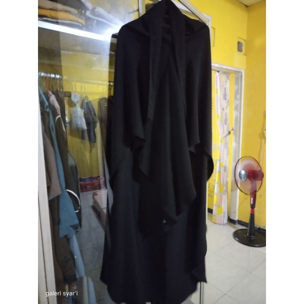 Preloved Khiban Malika bonavista Black Rotana & Medal bronze Mina