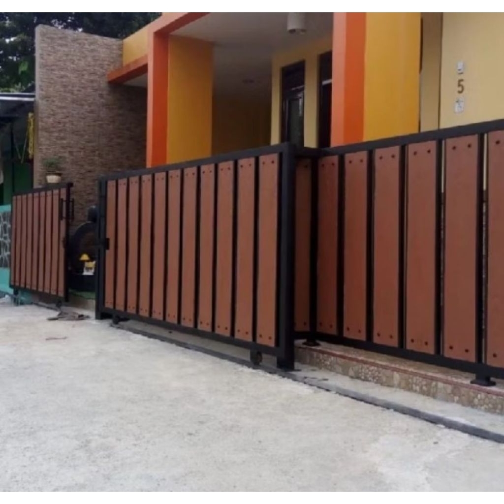 pagar rumah minimalis motif kayu grc