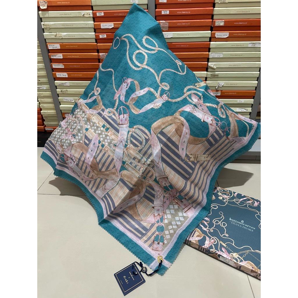 Skyshop Hijab Sale Lengkap Dengan Box Chain 2 La Bella Series Buttonscraves Kerudung Segiempat Premi