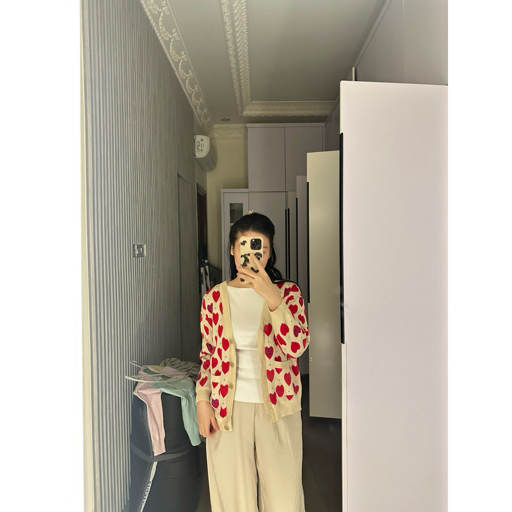 [PRELOVED] Gucci Heart Cardigan