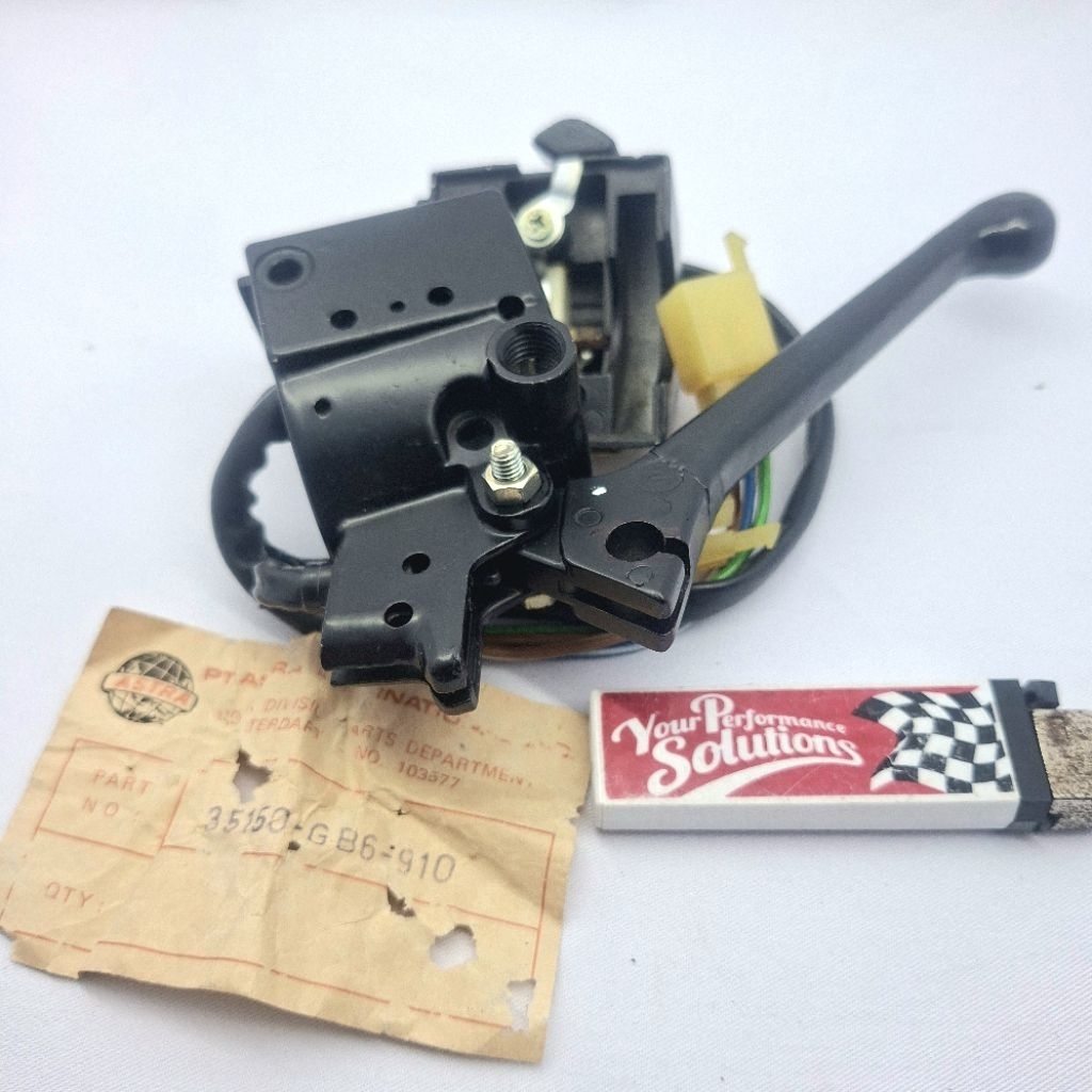 Holder saklar kanan HONDA ASTREA800 ASTREA 800 FAME ENGKEL NOS ORIGINAL 35150-GB6-910