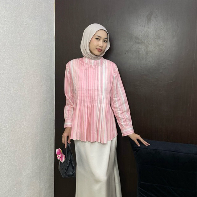 SOOLHA - Ravena Pleats Shirt - Atasan Stripe Wanita Pleats - Atasan Premium Mewah Exclusive