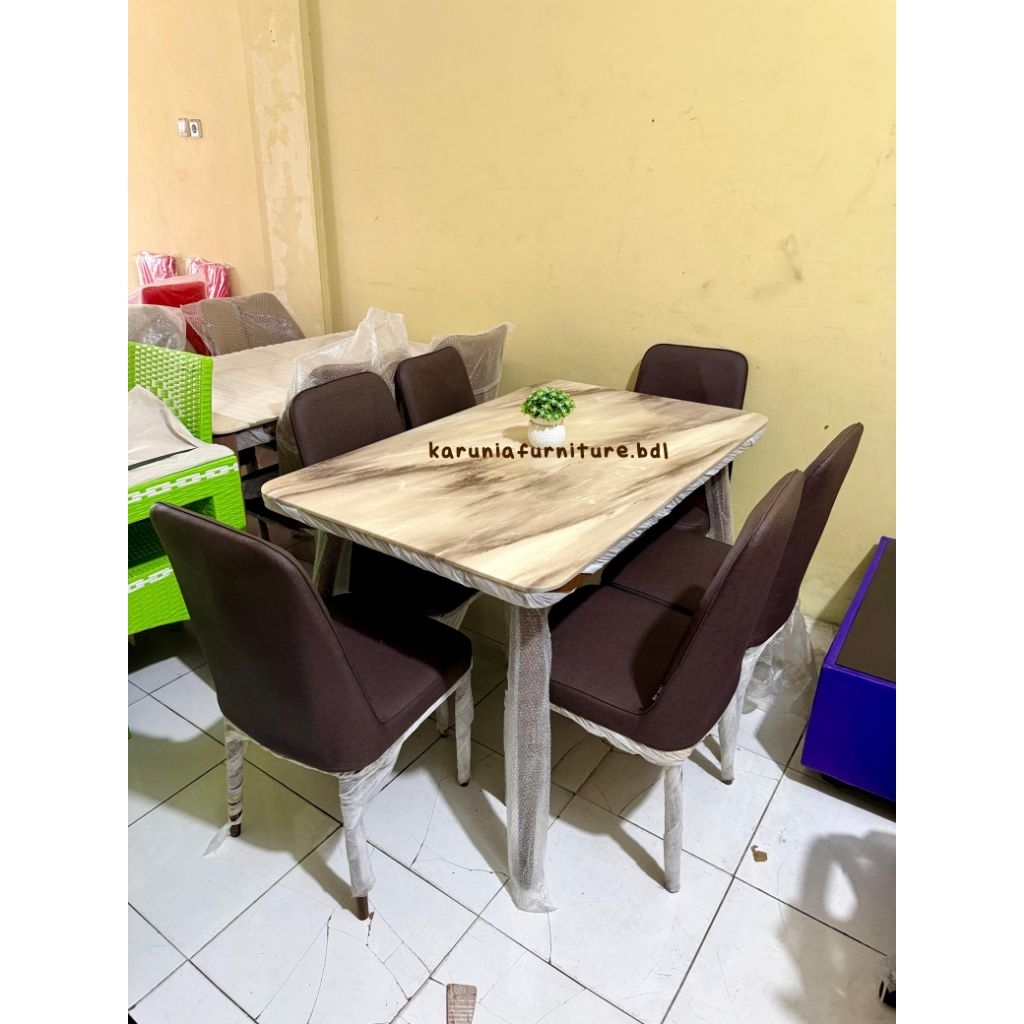 MEJA MAKAN MARMER MATTO BY IMPORTA 4 KURSI BROWN | FREE ONGKIR BANDAR LAMPUNG
