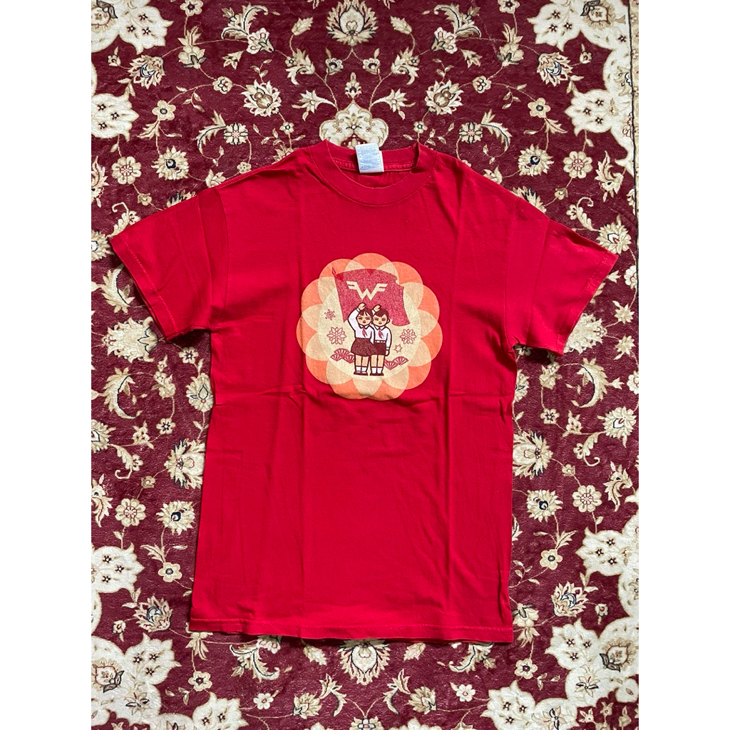 Weezer vintage band tshirt