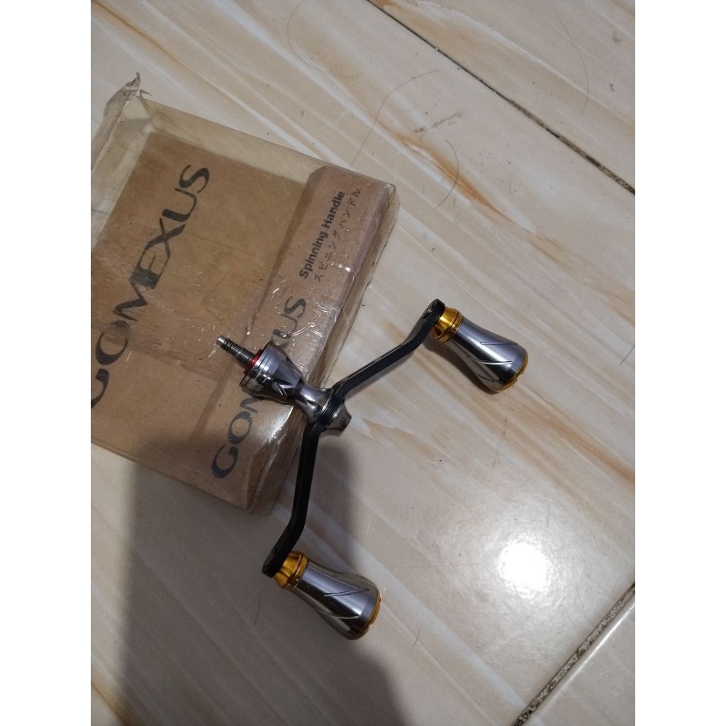 double handle gomexus