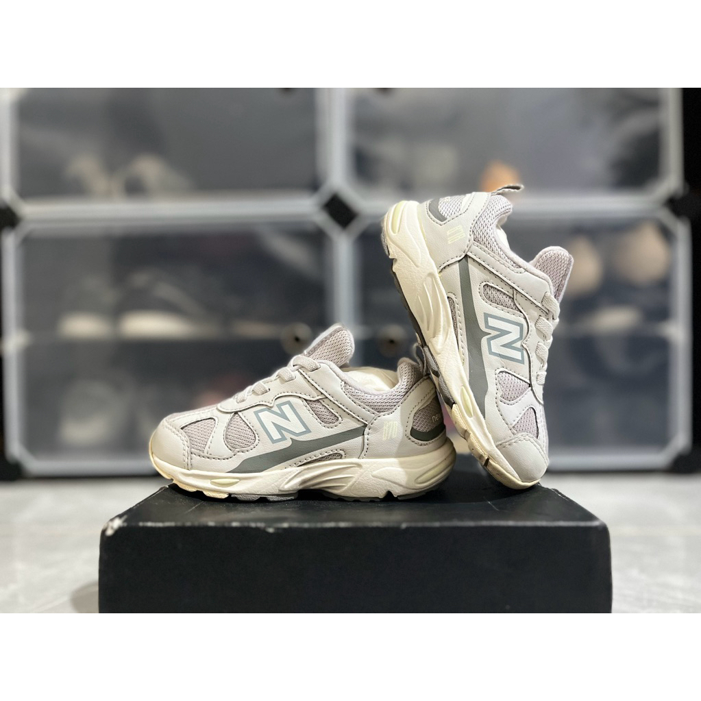 Sepatu Anak Preloved/Second Kids NB 878 Size 26
