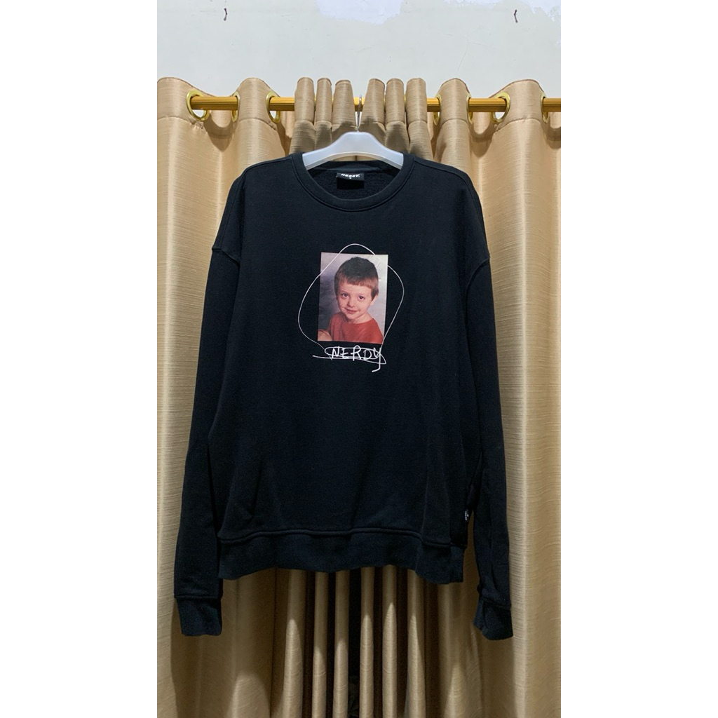 Sweater Crewneck Nerdy