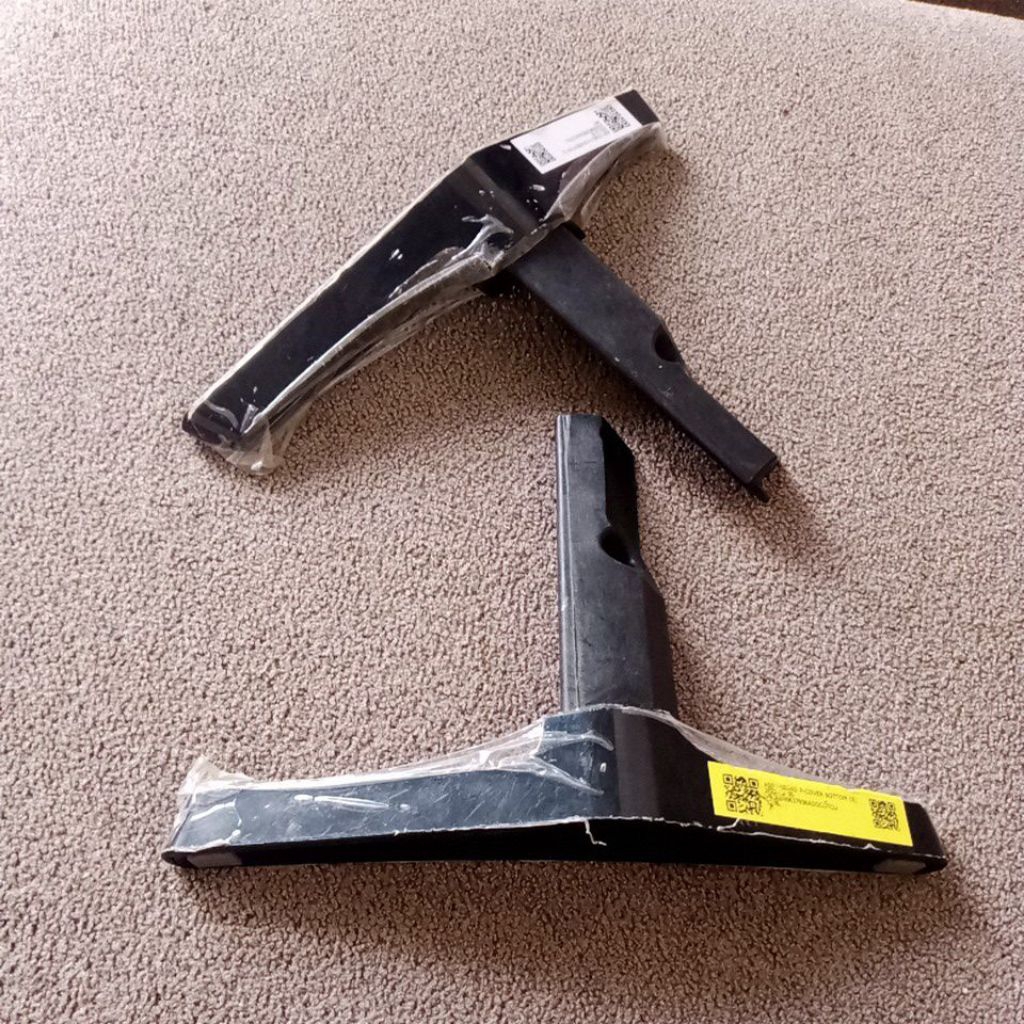 kaki tv /stand /dudukan  tv LED samsung 43