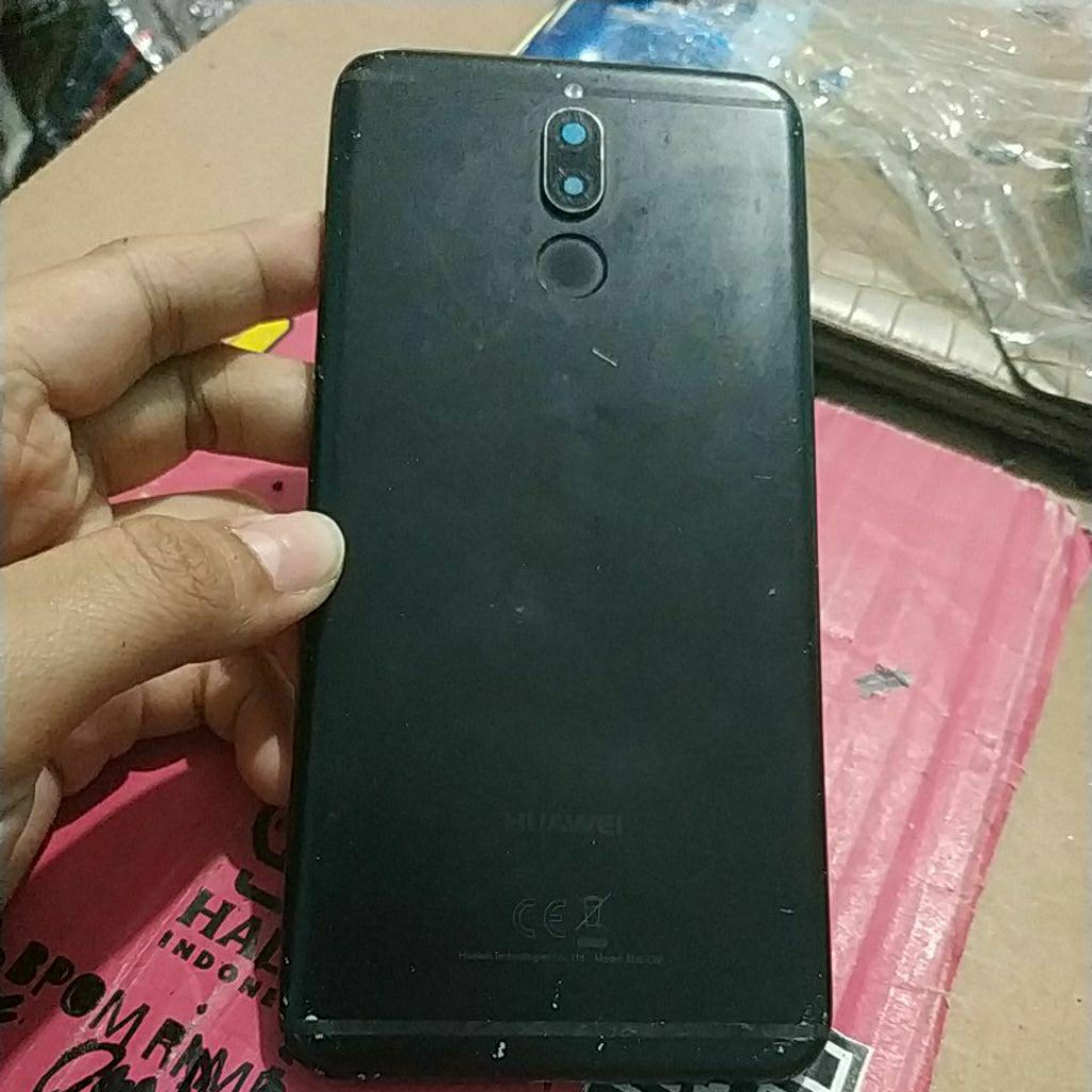 Backdoor bekas Huawai Nova 2i baca deskripsi