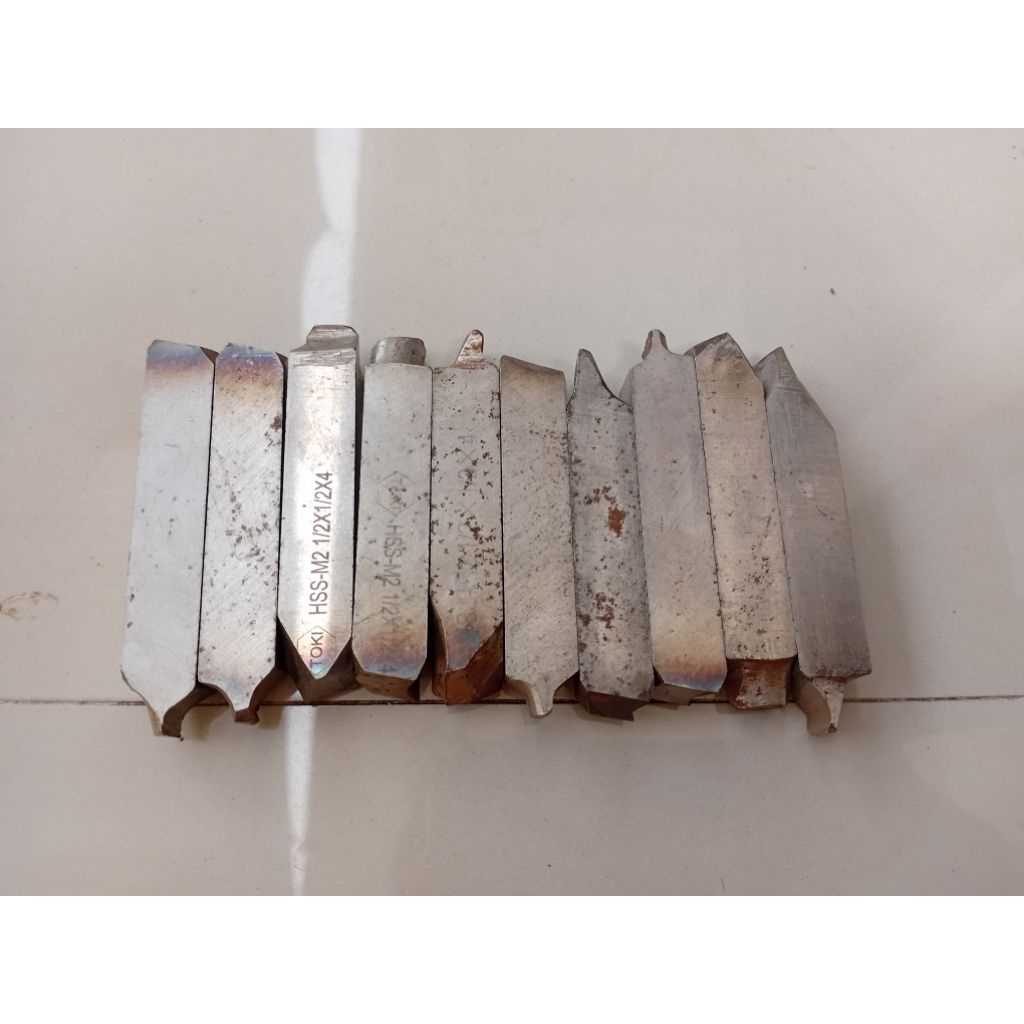 PAHAT BUBUT HSS BEKAS TOKI M2 1/2 MATA PAHAT BUBUT HSS BEKAS PAHT HSS TOKI M2 3/8