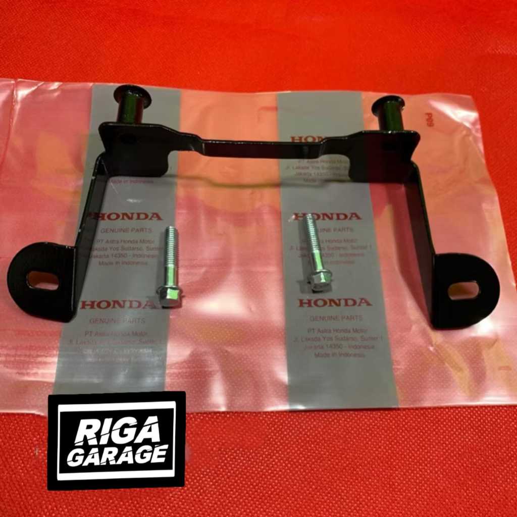 Bracket Dudukan Plat Nomor (Bracket FR Number Plate) – Scoopy, Scoopy FI, Scoopy eSP Original