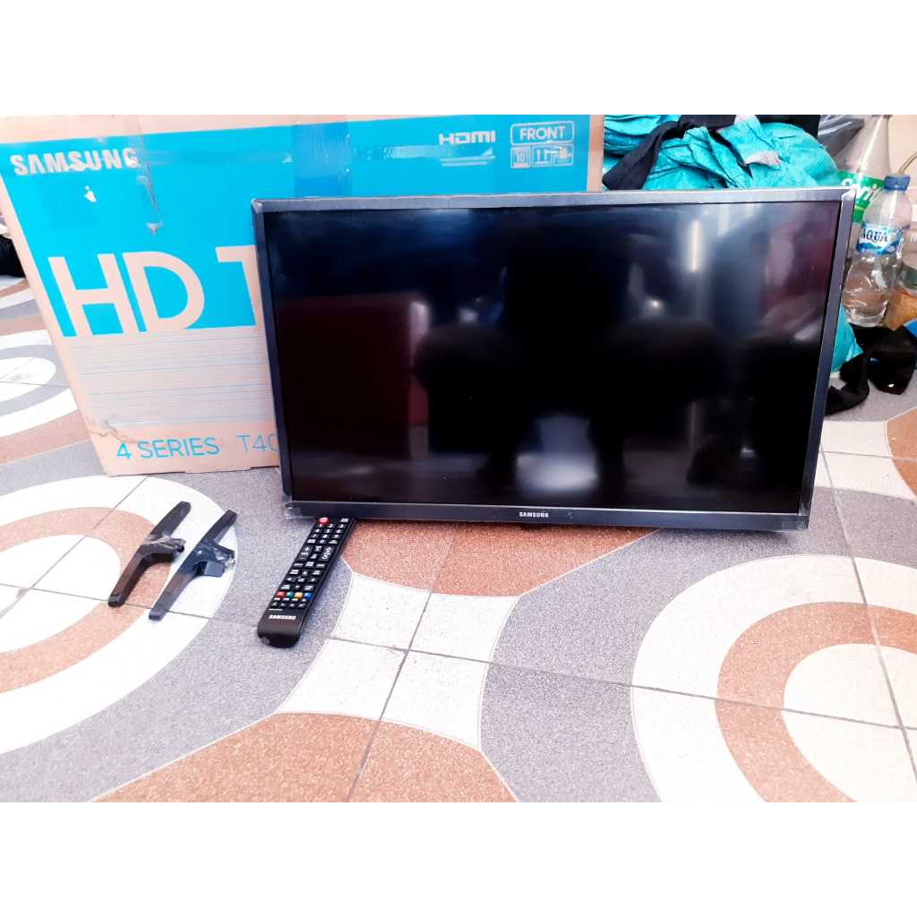 TV LED SAMSUNG 24IN DIGITAL TANPA STB MULUS SECOND BUKAN BARU