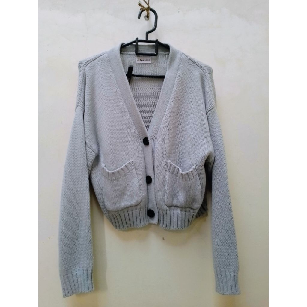 Cardigan rajut by leviora