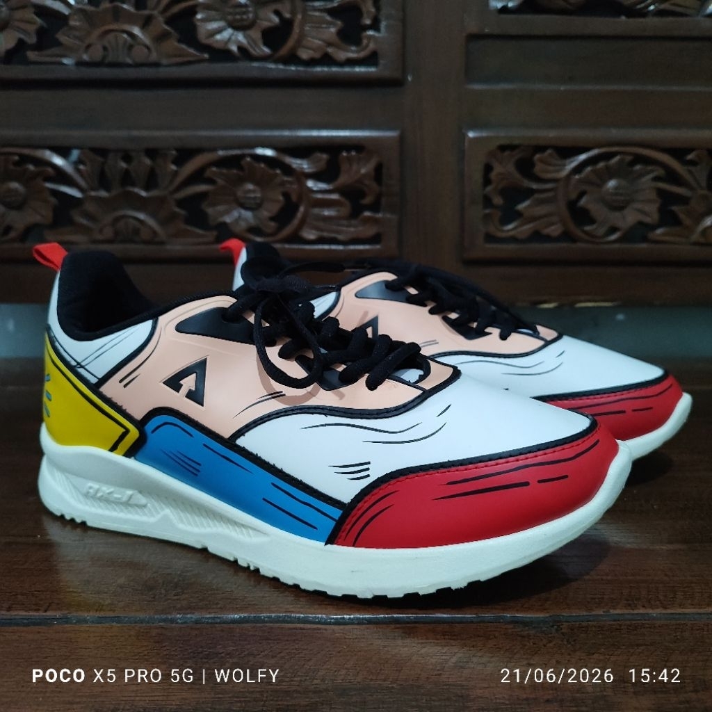 Aerostreet 2D Cartoon Biru Peach size 42 Used