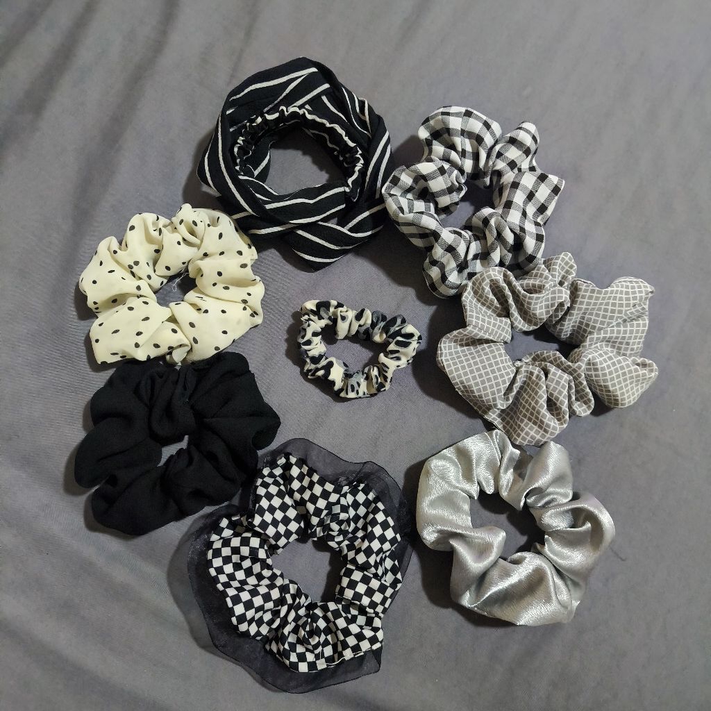Scrunchie Monochrome Preloved