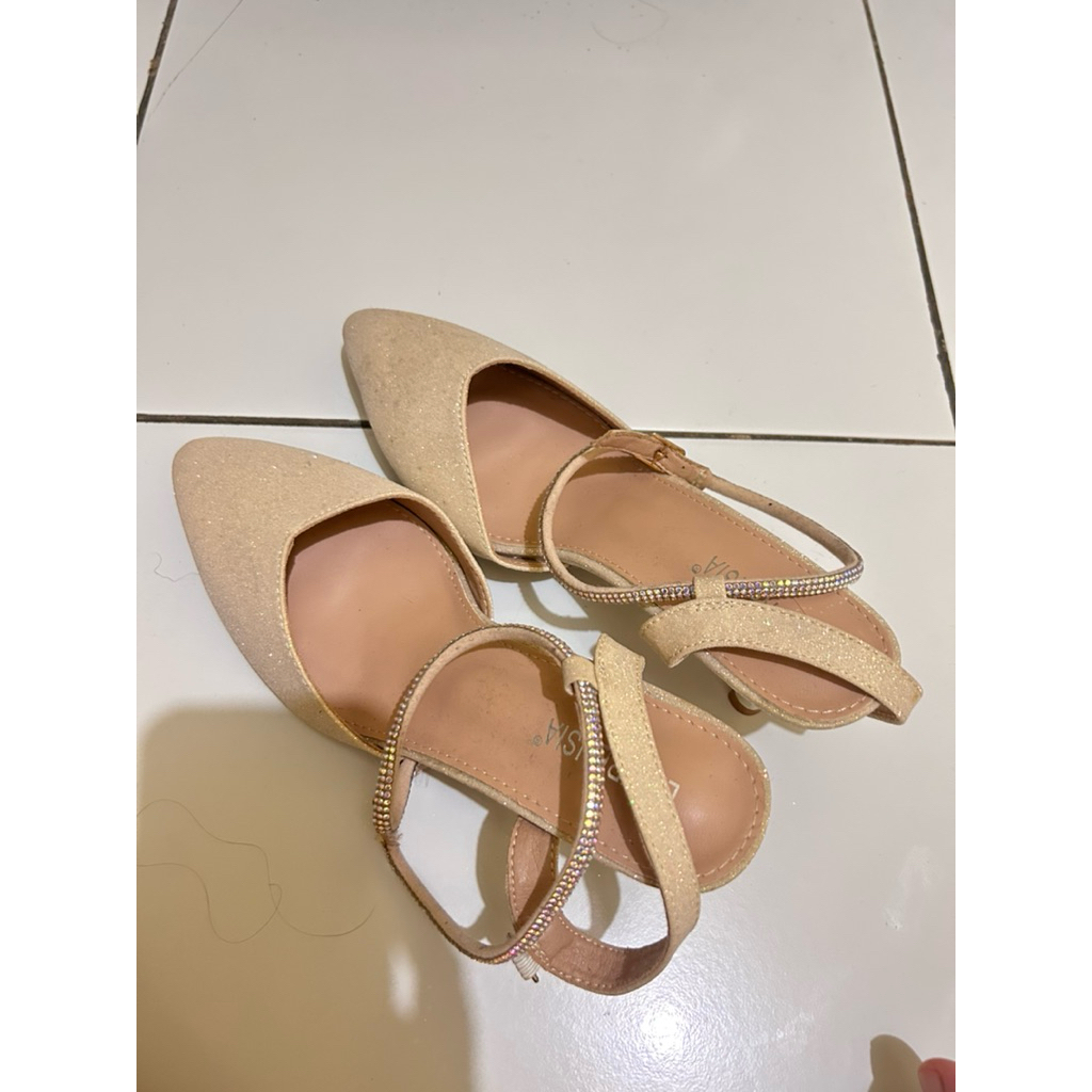 preloved higheels Lawrensia