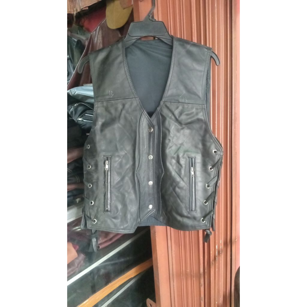Vest kulit pria, rompi kulit biker, rompi motor kulit, vest biker leather, rompi klub motor