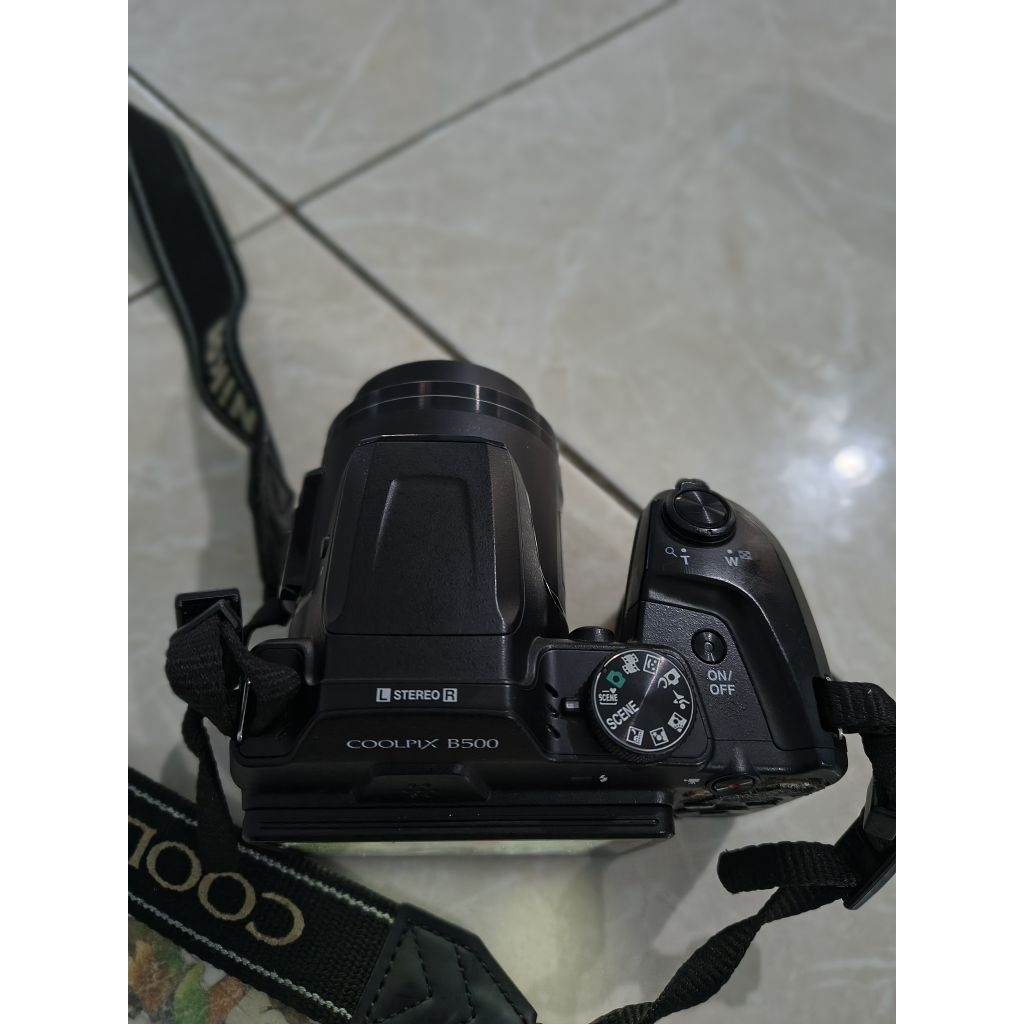 Nikon Coolpix B500